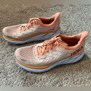 Women’s Hoka Clifton Size 9.5 in Color: Peach Parfait / Shell Coral